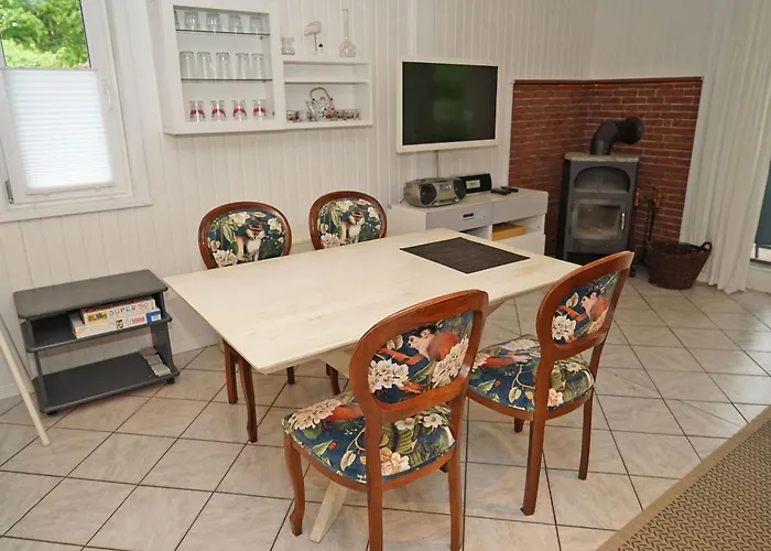 Blockhaus Mit Grosser Ueberdachter Terrasse Vakantiehuis Damp